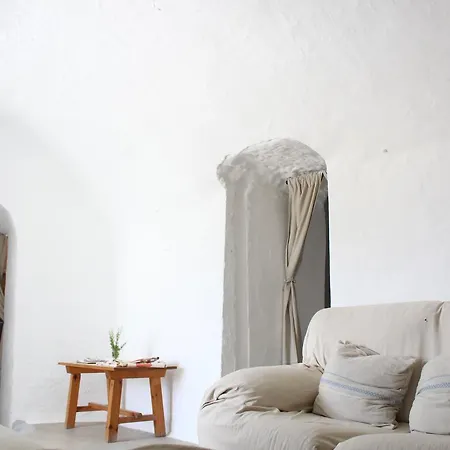 Cueva El Ermitano Holiday home *